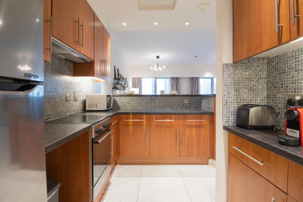 Park Tower Difc - 10 Minutes Walk To Metro - Spacious 1bdr Apartment Dubai