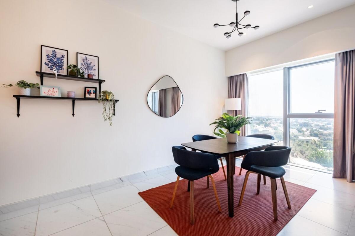Park Tower Difc - 10 Minutes Walk To Metro - Spacious 1bdr Apartment *