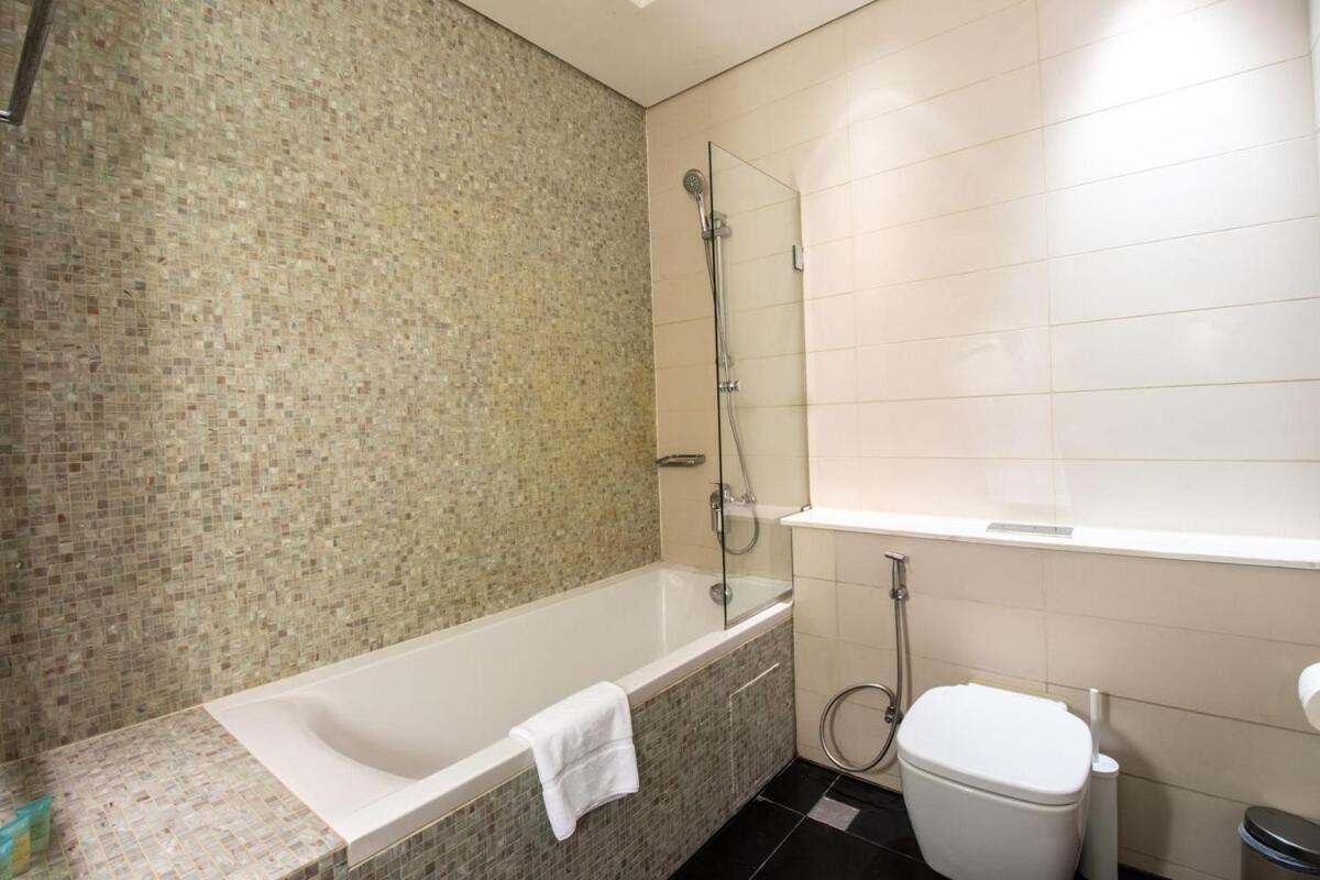 Park Tower Difc - 10 Minutes Walk To Metro - Spacious 1bdr