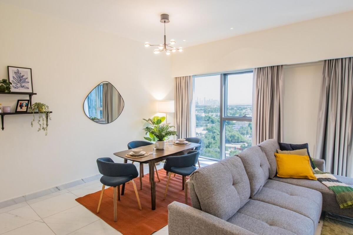 Apartment Park Tower Difc - 10 Minutes Walk To Metro - Spacious 1bdr *