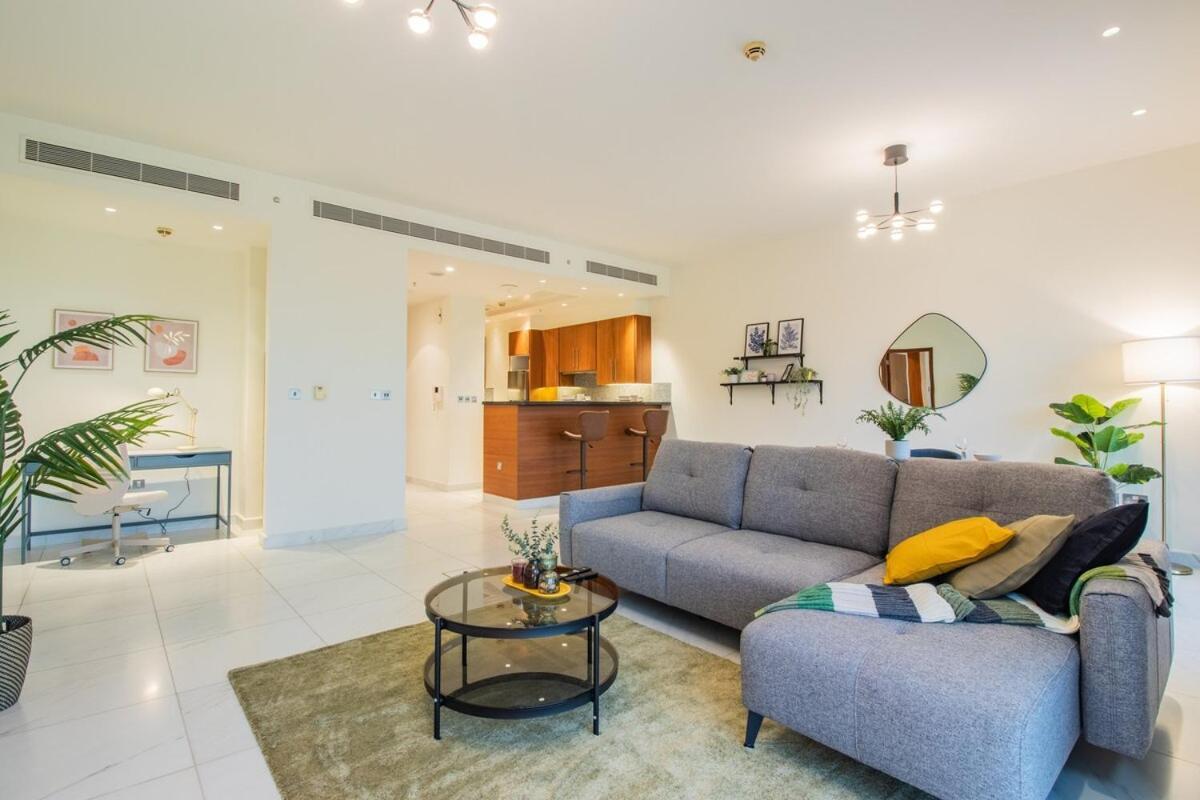 Park Tower Difc - 10 Minutes Walk To Metro - Spacious 1bdr